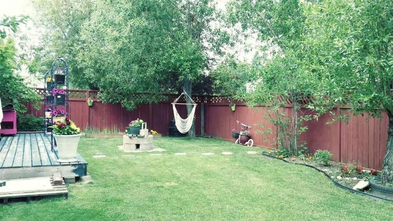 Brother Li Homestay YYC Exterior photo